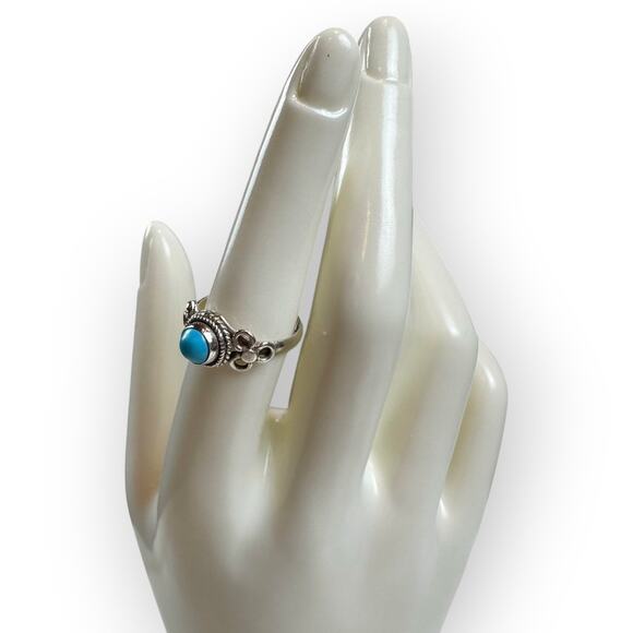 Vintage Sterling Silver Ring with Blue Stone Size 7 - Picture 5 of 6